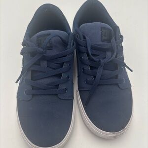 DC‎ Men's Navy Blue Sneakers